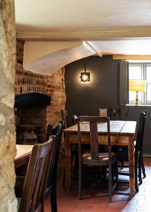 The Dinton Hermit Esterno foto